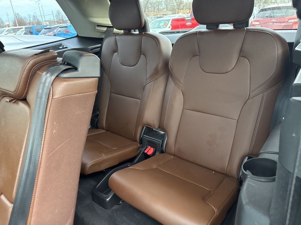 2019 Volvo XC90 T6 Momentum