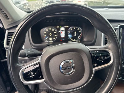 2019 Volvo XC90 T6 Momentum