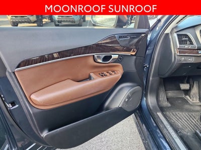 2019 Volvo XC90 T6 Momentum