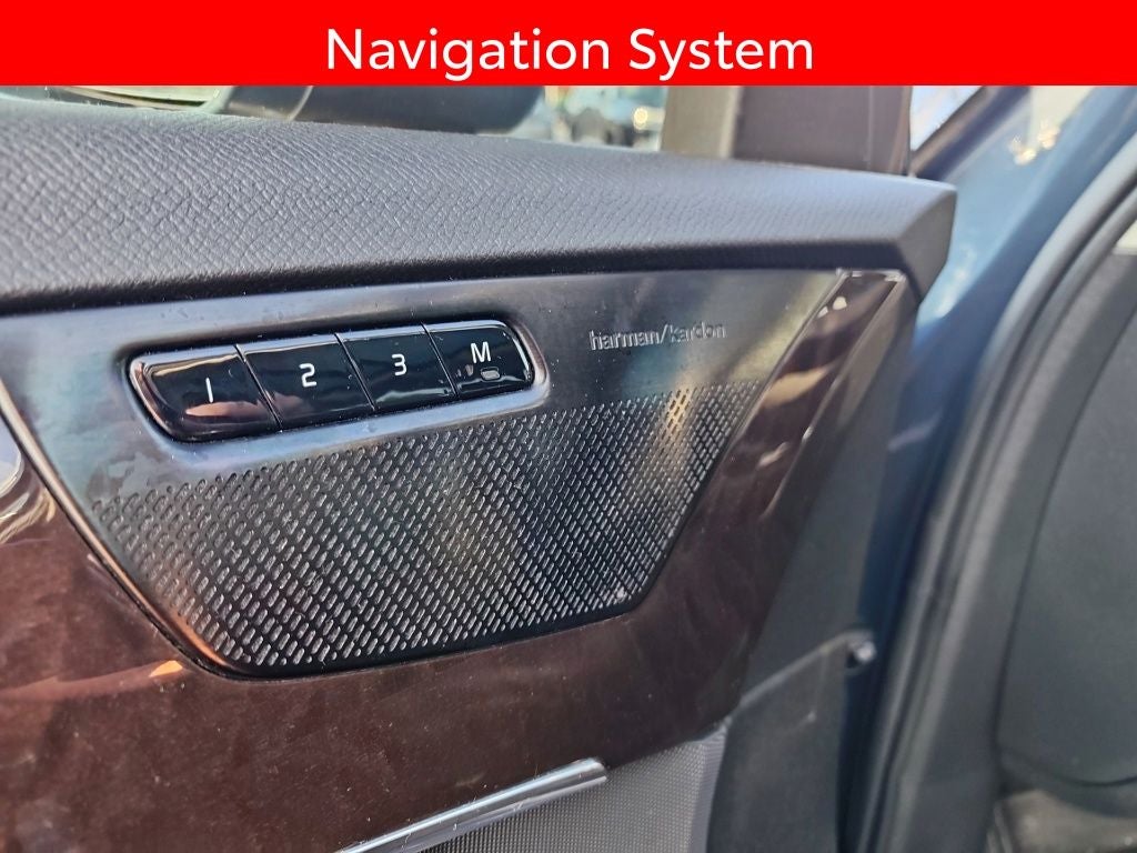 2019 Volvo XC90 T6 Momentum