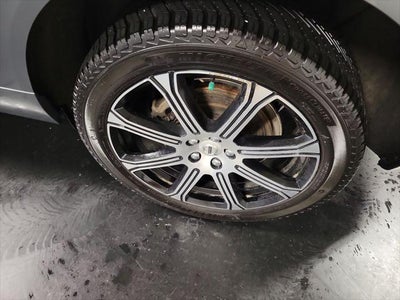 2021 Volvo XC60 T6 Inscription