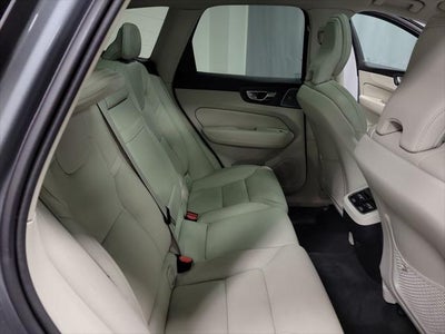2021 Volvo XC60 T6 Inscription