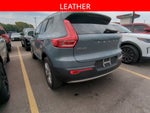 2022 Volvo XC40 Momentum