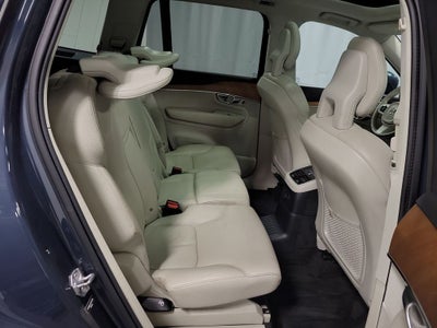 2021 Volvo XC90 Recharge Plug-In Hybrid T8 Inscription Expression 7 Passenger