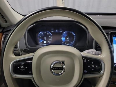 2021 Volvo XC90 Recharge Plug-In Hybrid T8 Inscription Expression 7 Passenger