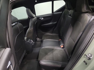 2021 Volvo XC40 Recharge Pure Electric P8