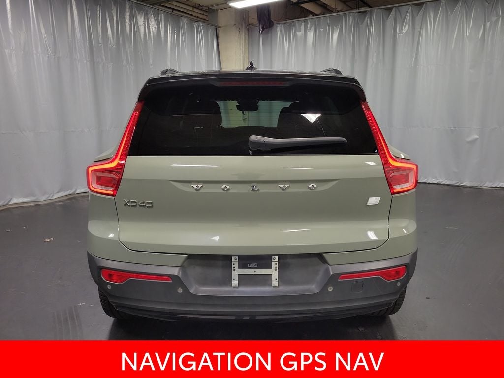 2021 Volvo XC40 Recharge Pure Electric P8