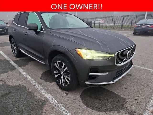 2023 Volvo XC60 Recharge Plug-In Hybrid T8 Core Bright Theme
