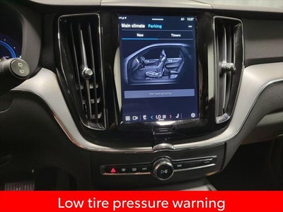2024 Volvo XC60 Recharge Plug-In Hybrid T8 Plus Dark Theme