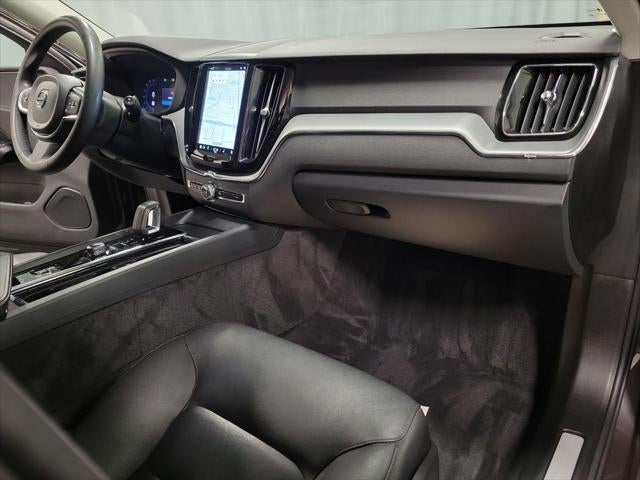2024 Volvo XC60 Recharge Plug-In Hybrid T8 Plus Dark Theme