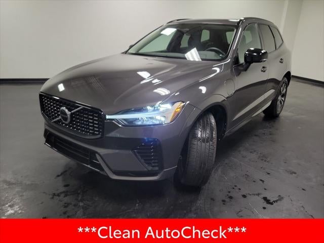 2024 Volvo XC60 Recharge Plug-In Hybrid T8 Plus Dark Theme