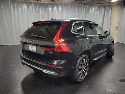 2023 Volvo XC60 B5 Plus Bright Theme