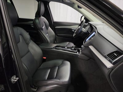 2023 Volvo XC90 B5 Core