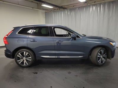 2022 Volvo XC60 B5 Inscription