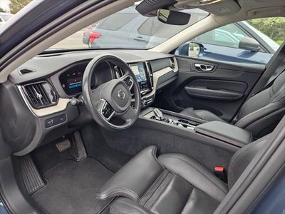 2022 Volvo XC60 B5 Inscription