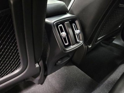 2024 Volvo XC40 B5 Plus Bright Theme